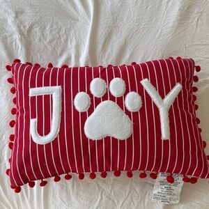 Christmas holiday pillow 🐾 NWT